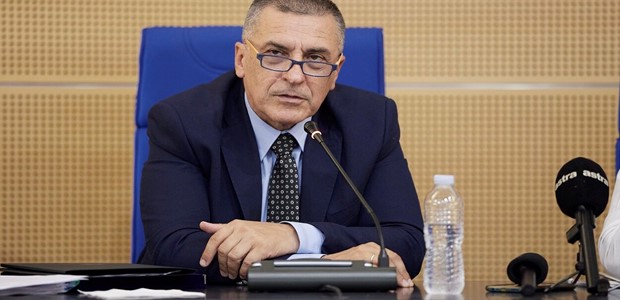 Ο Κουρέτας προανήγγειλε ανασχηματισμό αντιπεριφερειαρχών